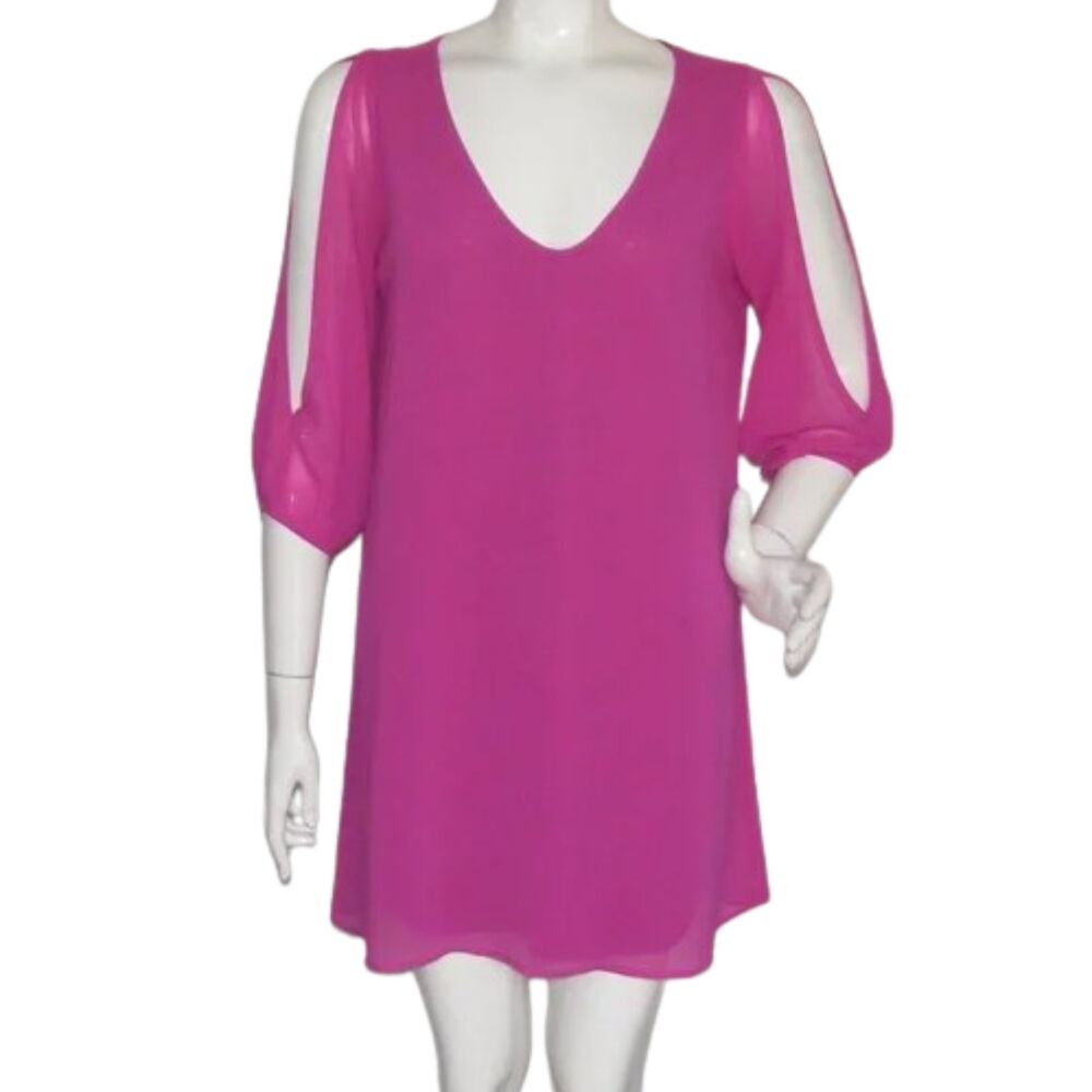 LULU'S Dress, M, Berry/Fuschia, Cold Shoulder, 3/4 sleeves, Mini/Short, V-neck
